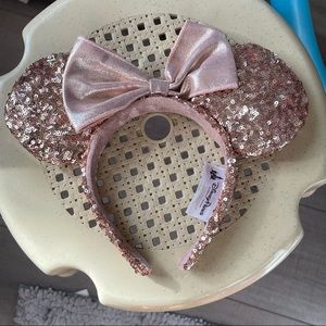 Rose gold Minnie ears